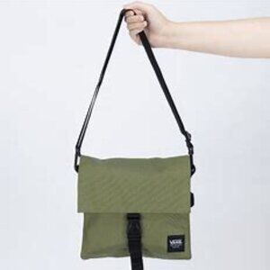 NWT - Vans Saturday Crossbody Unisex Bag - Loden Green - New With Tags